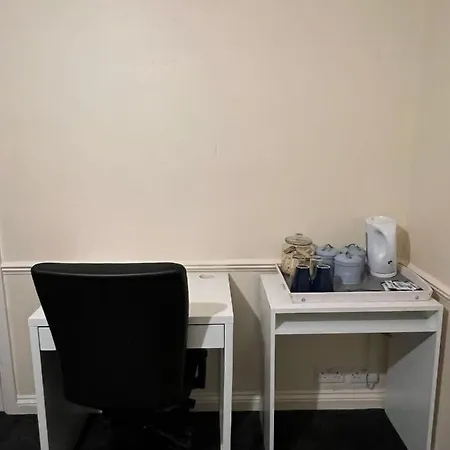 Penzion Shared House In Chakeshill Drive *