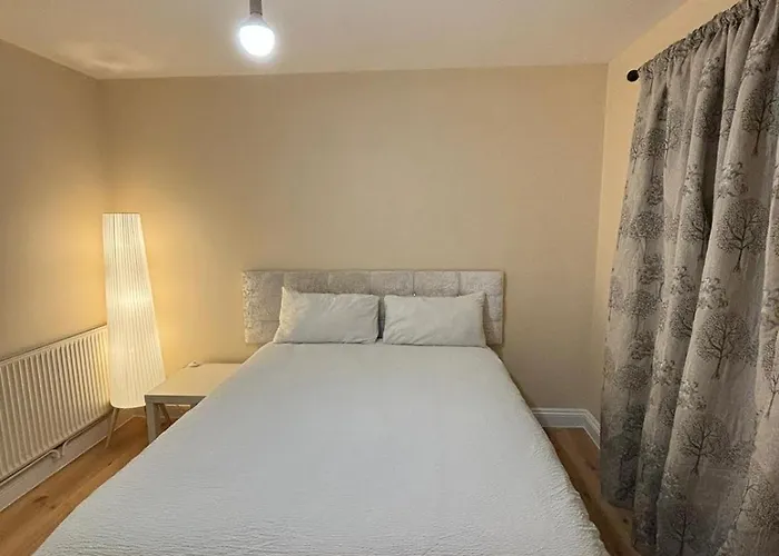 בית הארחה Shared House In Chakeshill Drive