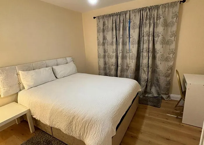 בית הארחה Shared House In Chakeshill Drive *